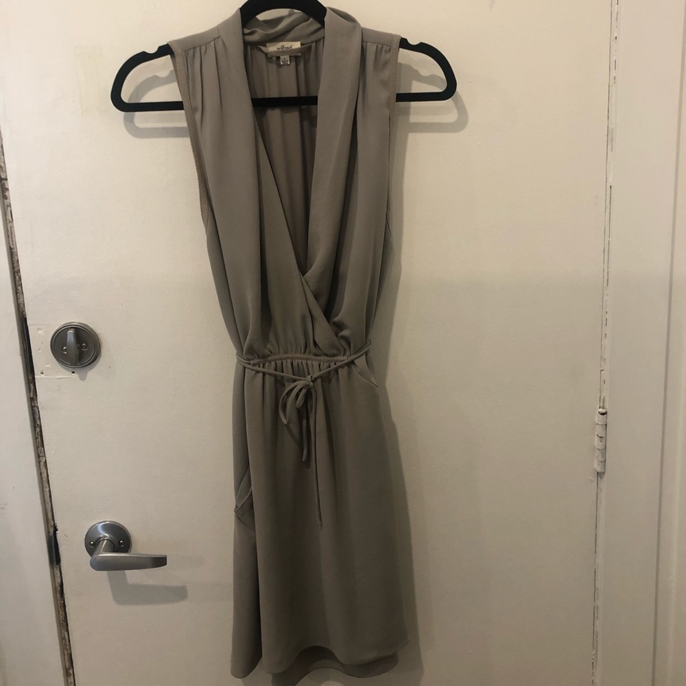 Aritizia Wilfred Sabine Dress Grey - Picture 3 of 3
